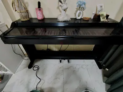 KORG C-5500 Piano