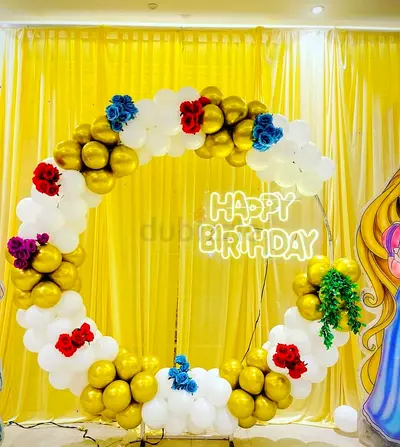 Balloons decorations services Available