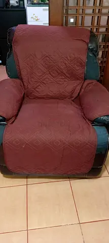 Recliner sofa