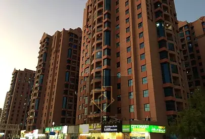 فرصة استثمارية مميزة لمن يبحث عن شقة بمساحة كبيرة ودخل إيجاري سنوي قائم، في موقع حيوي بمنطقة النعيمية