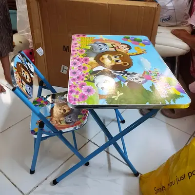 Foldable Kids Table and Chair Set with Animal Print