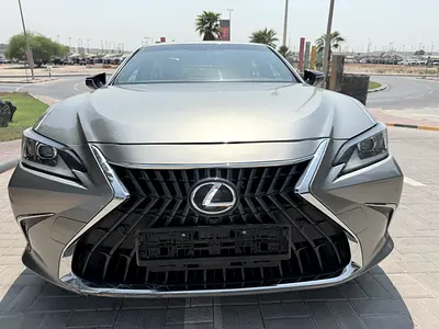 2023 Lexus ES 300h GCC Specs