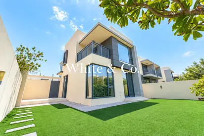 Greenbelt | Type 2E | Beautiful Garden