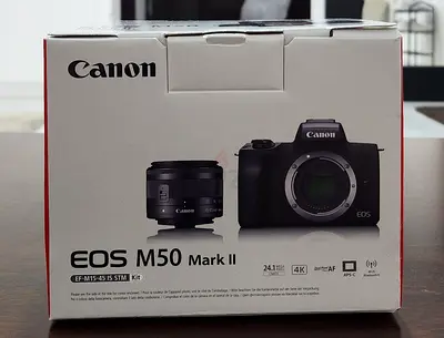 Canon EOS M50 MARK II PREMIUM VLOGGER