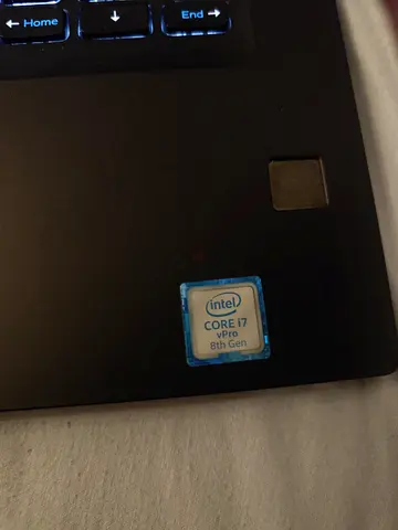 Laptop with Intel Core i7 (8th Gen) - Good Working Condition