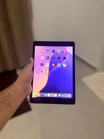 Ipad 7th Generation 128 GB Storage Space Grey Excellent Condition
