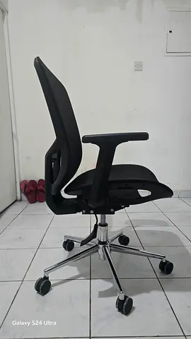 Ergonomic mesh Office chair