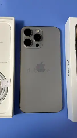 Iphone 15 pro max 256gb natural titanium