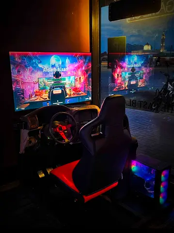 Gaming simulatator and gaming PC