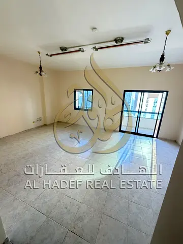 للايجار بالشارقة بمنطقة المجاز 3