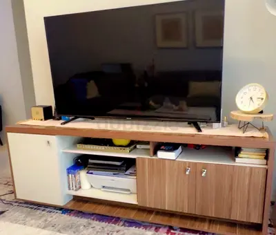 Tv table