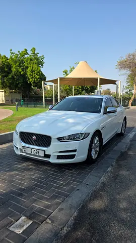 صورة 2 لـ 2016 Jaguar XE