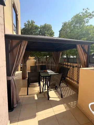 Outdoor gazebo (exluding table and chaora)