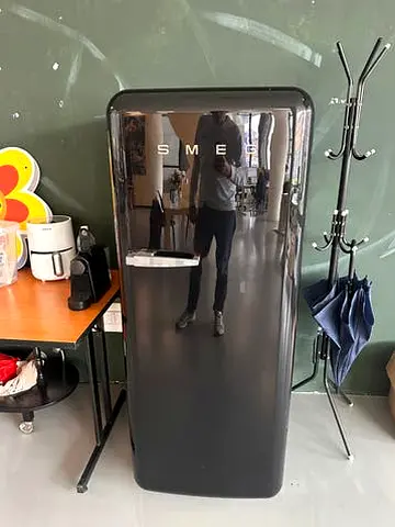 Smeg Retro Style Black Fridge FAB28 Excellent Condition