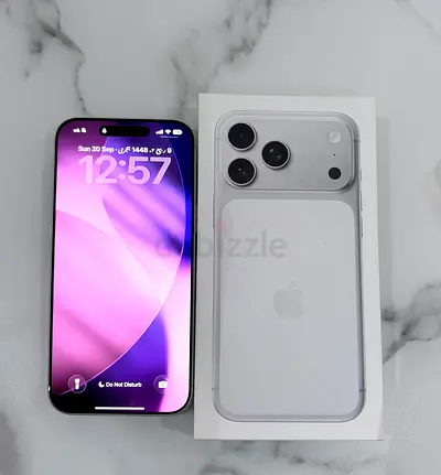 iPhone 17 Pro Max Silver with Box - Good Condition