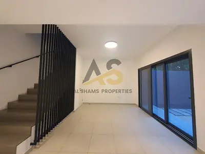 Ready to Move - Accessible - Best Location - Premuim