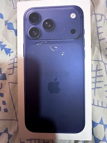 iPhone 17 Pro Max Zero Cycle count full 1 year warranty TDRA