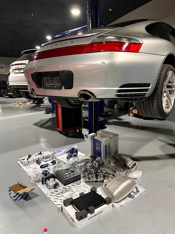 Parting out: Porsche 996 C4S