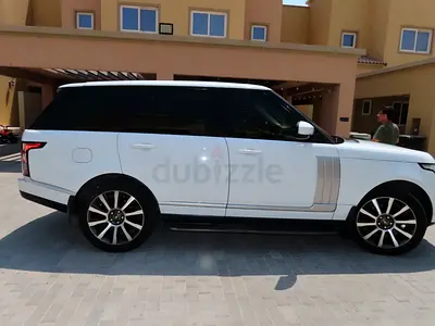 2015 Land Rover Range Rover Vogue SE Supercharged GCC Specs