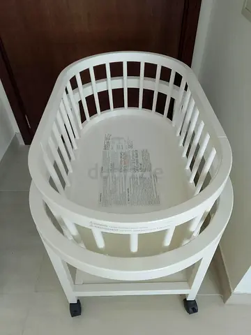 Crib from pottery barn