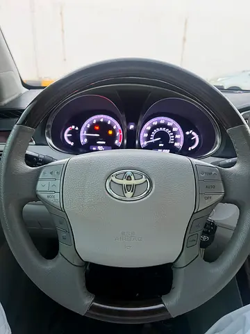2011 Toyota AVALON 照片 15