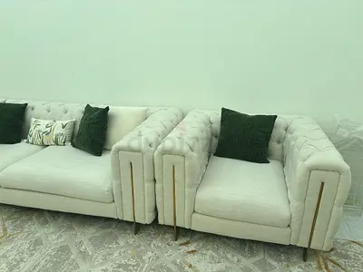 العين