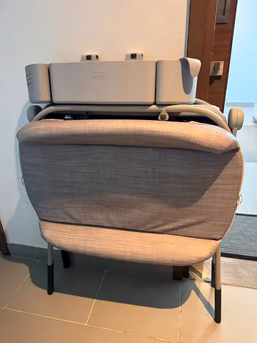 Chicco Cuddle & Bubble Baby Bath and Changing Station