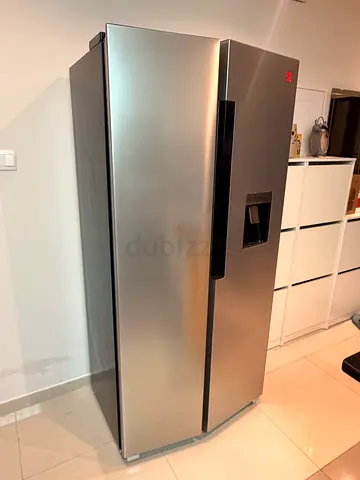 Hoover fridge/ freezer double door with water dispenser