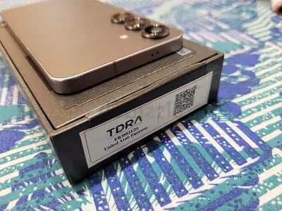 Samsung S25 tdra 128gb 12gb complete box, accessories. Warranty expired but in excellent condition