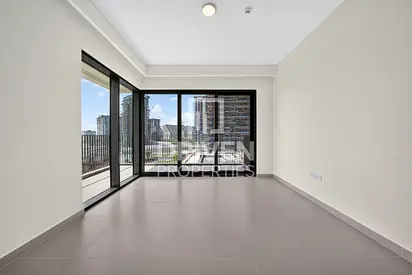 Opposite DH Mall | 5 Min Walk to DH Park