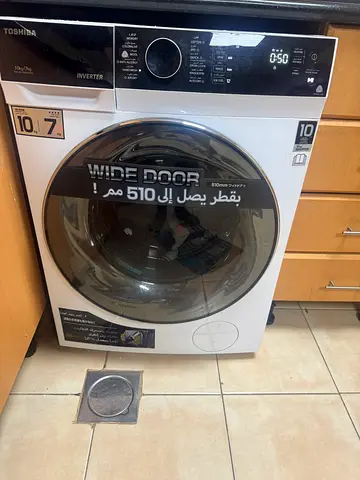 Toshiba 10.7 kg Front Load Washing Machine - Good Condition