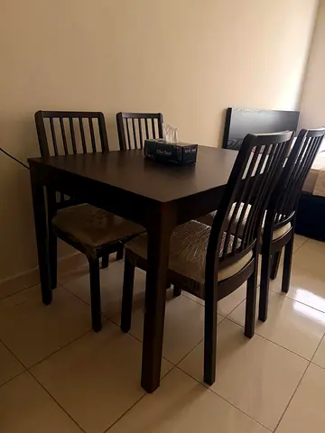 Modern Wooden sturdy Dining Set with 4 Chairs