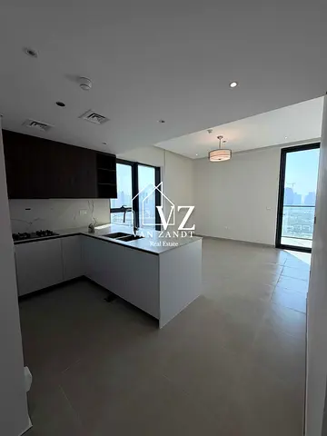 PRIME UNIT & VIEWS | UPTO 12 CHEQUES