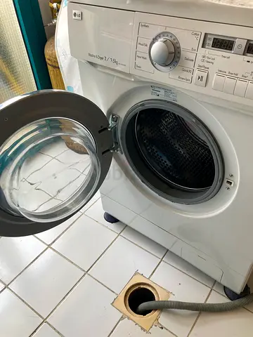 LG Front Load Washing Machine - 7kg, Good Working Condition