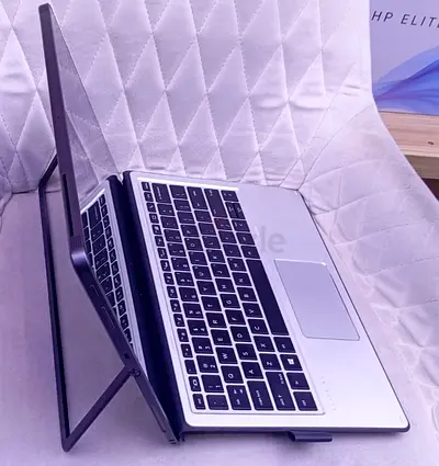 HP Elite x2 1012 G2 | Core i5 7th Gen | 12.3" Touch 2-in-1 | Like New | Full Box