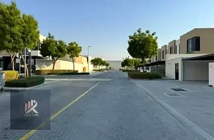 LUXURIOUS 2-BEDROOM TOWNHOUSE IN NASMA || SPACIOUS LAYOUT || PRIME LOCATION || QUICK ACCESS TO DUBA