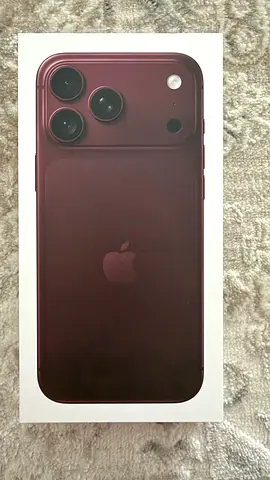 iPhone 18 Pro Max Burgundy 1TB