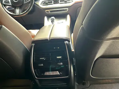 2020 BMW X6 缩略图 13