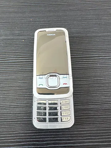 Nokia classic slider phone