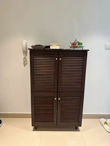 Show Cabinet