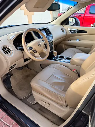 Well Maintained 2015 Nissan Pathfinder | GCC Specs