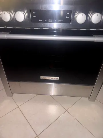 Technology superior Stainless Steel  Oven in Good Condition