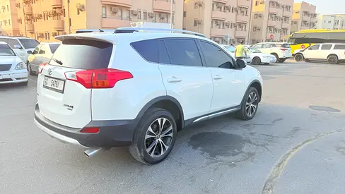 2015 Toyota RAV 4 photo 10