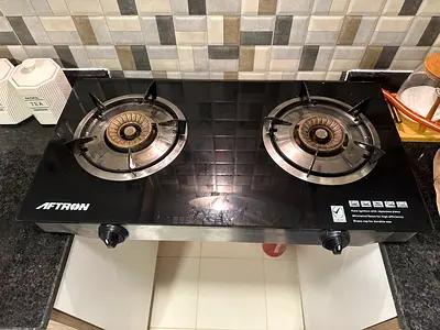 2-Burner Glass Top Gas Stove - AFTRON, Good Condition