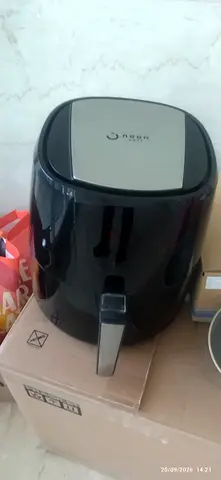 Noon Air Fryer - 3.5L Compact Air Fryer (Good Working Condition)