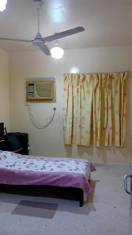 SHARING ROOM AVAILABLE IN SHARJAH