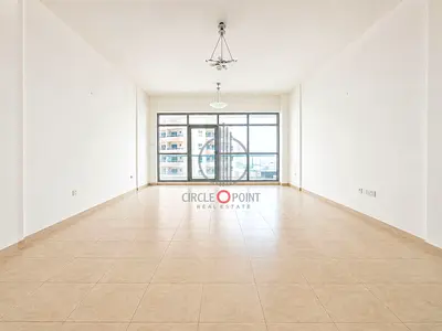 Spacious 1 Bedroom | Close kitchen | Pool & Gym | Ready to Move|Huge Layout