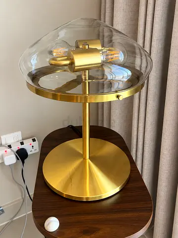 Gold & Glass Table Lamp – Modern Statement Piece