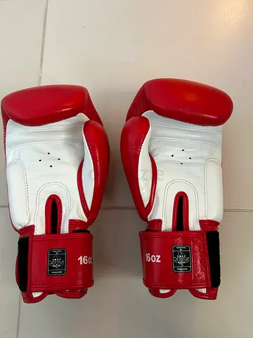 Muay thai gloves 16Oz