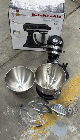 Artisan stand mixer